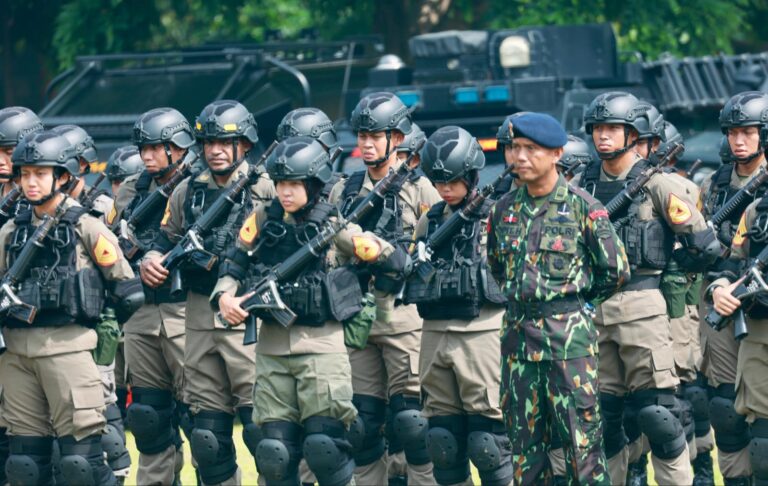 Kalemdiklat Polri Pimpin Upacara Pembukaan Pelatihan Pengenalan Fungsi Brimob bagi Taruna Akpol