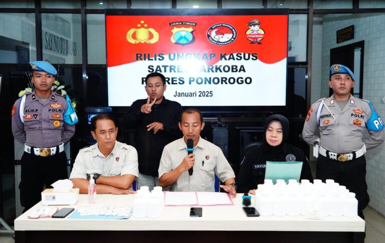 Polres Ponorogo Berhasil Amankan Puluhan Ribu Pil Double L dari Tiga Tersangka Pengedar