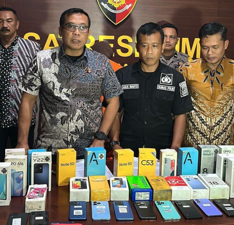 Polres Magetan Kejar Pembobol Konter HP ke Jabar, Tersangka Ditangkap di Bandung