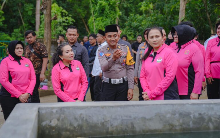 Yayasan Kemala Bhayangkari Gelar Bakti Sosial Sekaligus Kegiatan Dukung Ketahanan Pangan