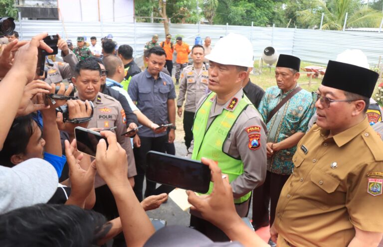 Kapolda Jatim Letakkan Batu Pertama Pembangunan Mako Satpolairud di Malang