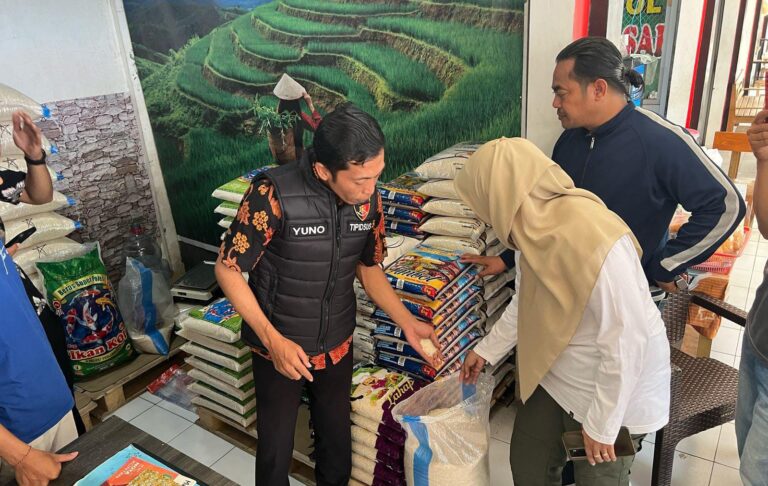 Tim Satgas Pangan Polres Blitar Kota Sidak Pasar Cek Ketersediaan Bapokting Jelang Ramadhan