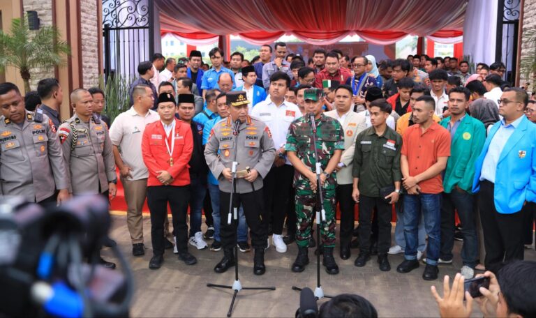 Kapolri Tegaskan Siap Kawal Mahasiswa dan Pemuda Suarakan Pendapat