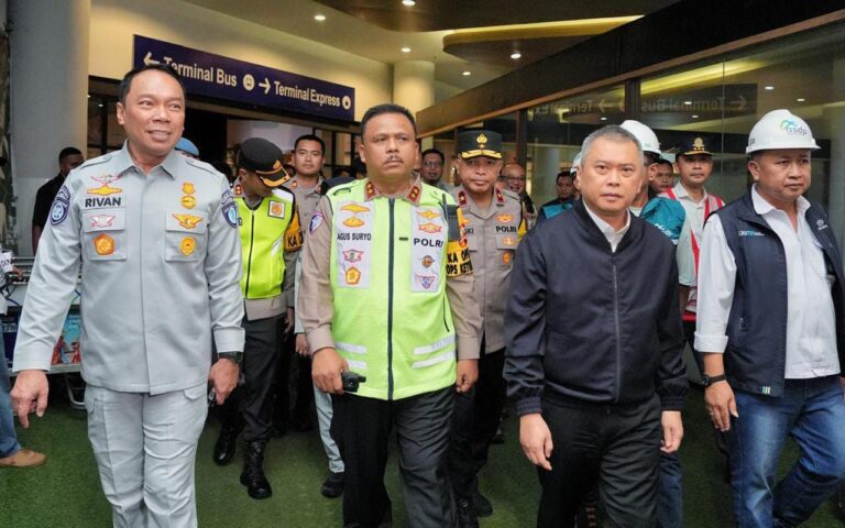 Kakorlantas-Menhub Pantau Hari Pertama Operasi Ketupat 2025