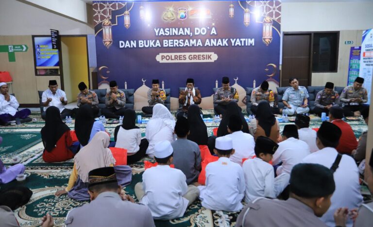 Safari Ramadhan Polres Gresik Gelar Doa dan Buka Bersama Anak Yatim