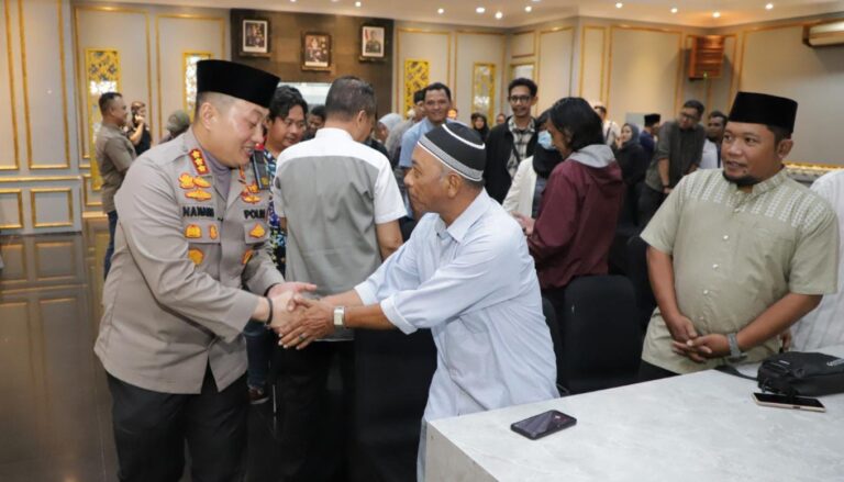 Tingkatkan Kamtibmas Ramadhan: Polresta Malang Kota Buka Puasa Bersama Awak Media, Pupuk Silaturahmi dan Perkuat Sinergitas