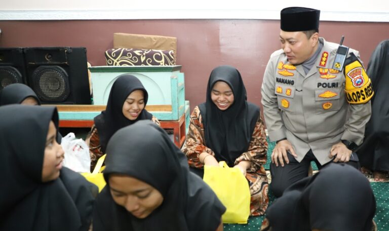 Safari Ramadhan Polresta Malang Kota dan Kodim 0833 Buka Bersama Anak Yatim