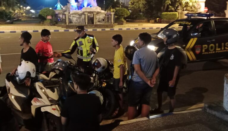 Polisi Amankan 11 Remaja Diduga Akan Perang Sarung di Ponorogo