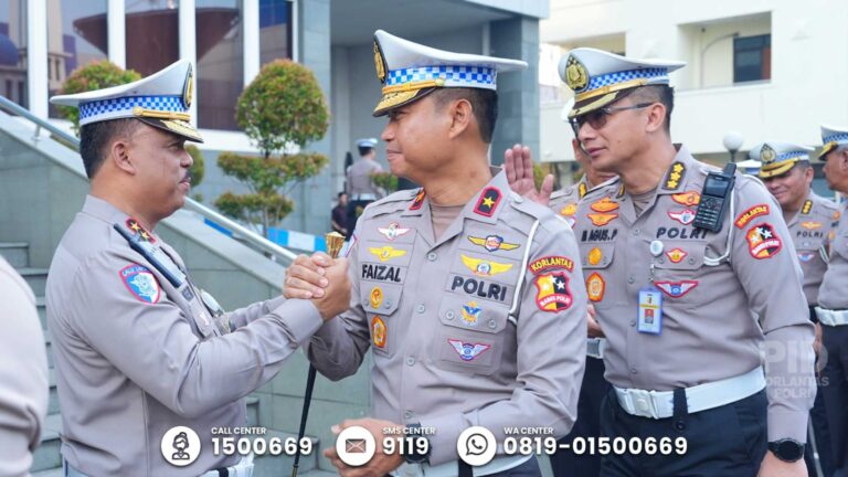 Korlantas Polri Gelar Apel dan Halal Bihalal Idul Fitri 1446 H, Kakorlantas Apresiasi Kinerja Polantas dalam Operasi Ketupat 2025