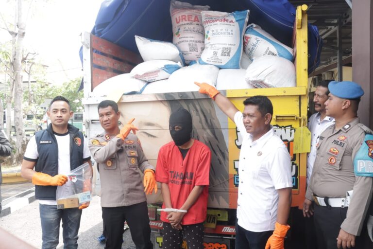 Polres Sampang Berhasil Gagalkan Penyelundupan Pupuk Bersubsidi 9,6 Ton Ke Madiun