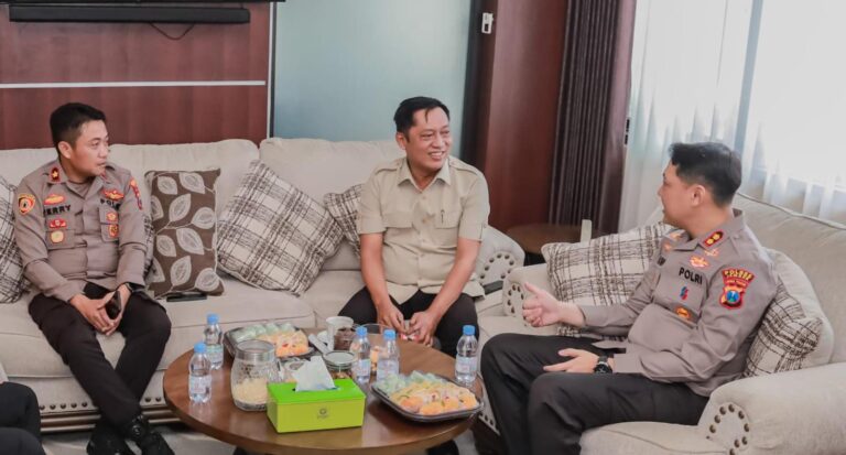 Perkuat Sinergitas Diawal Tugas, Kapolres Jember AKBP Bobby A. Condroputra Kunjungi DPRD