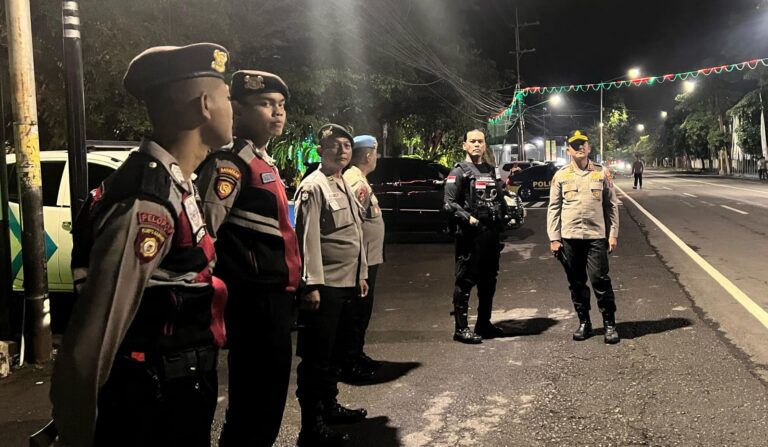 Polresta Banyuwangi Gelar Patroli Skala Besar Komitmen Beri Rasa Aman Masyarakat