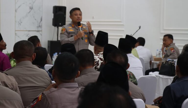 Kapolres Pamekasan Ajak Kades dan Lurah Jaga Kamtibmas dan Cegah Aksi Premanisme
