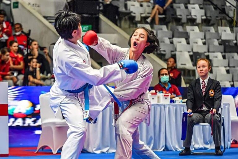 Bripda Jessica, Polwan di Polda Riau, Sabet Medali Emas Kejuaraan Karate di Malaysia