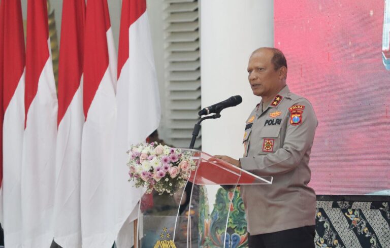 Kapolda Jatim Kukuhkan Satgas Sentot Prawirodirejo, Perkuat Sinergi Keamanan Jelang 1 Suro di Kota Madiun