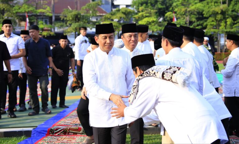 Gelar Salat Idul Adha, Jajaran Polri Tingkatkan Kepedulian Demi Persatuan
