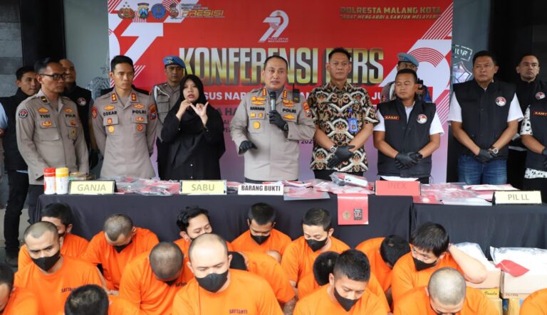 Selama 6 Bulan: Polresta Malang Kota Ungkap 111 Kasus Dengan Tangkap 137 Tersangka, Sehingga Selamatkan 17 Ribu Jiwa dari Narkoba