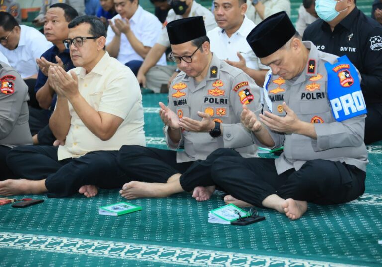 Mabes Polri Gelar Doa dan Zikir Bersama untuk Kelancaran Rangkaian Peringatan Hari Bhayangkara ke-79