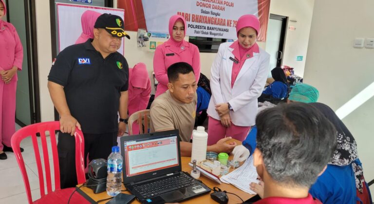 Peringati Hari Bhayangkara ke-79, Polresta Banyuwangi Gelar Donor Darah hingga Vaksin Influenza