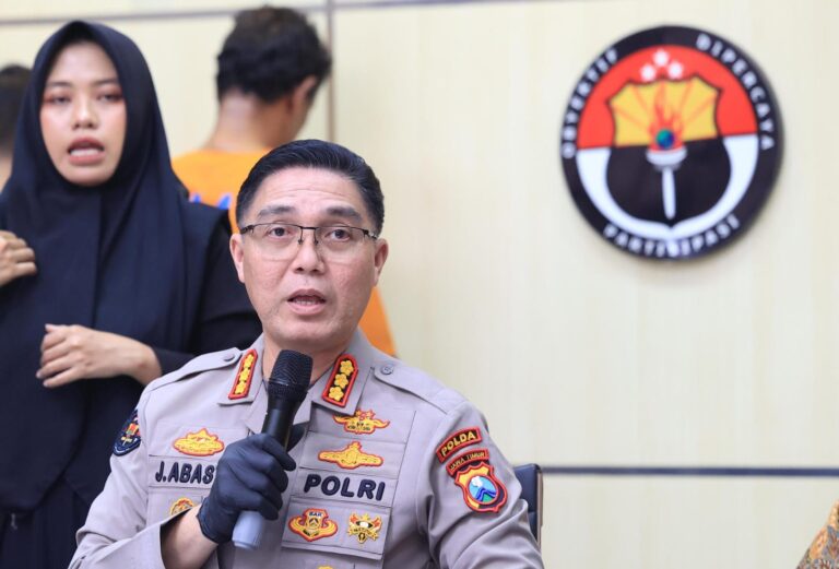 Polda Jatim Amankan Tersangka Bisnis Konten Pornografi Anak Melalui Media Sosial
