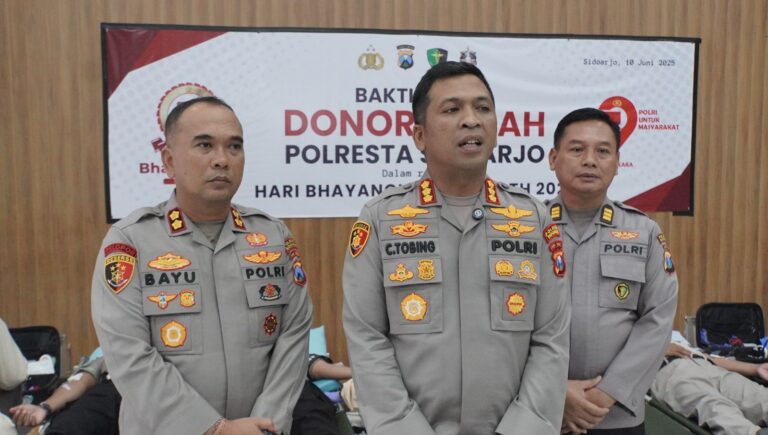 Sambut Hari Bhayangkara Ke-79, Polresta Sidoarjo Gelar Donor Darah untuk Kemanusiaan
