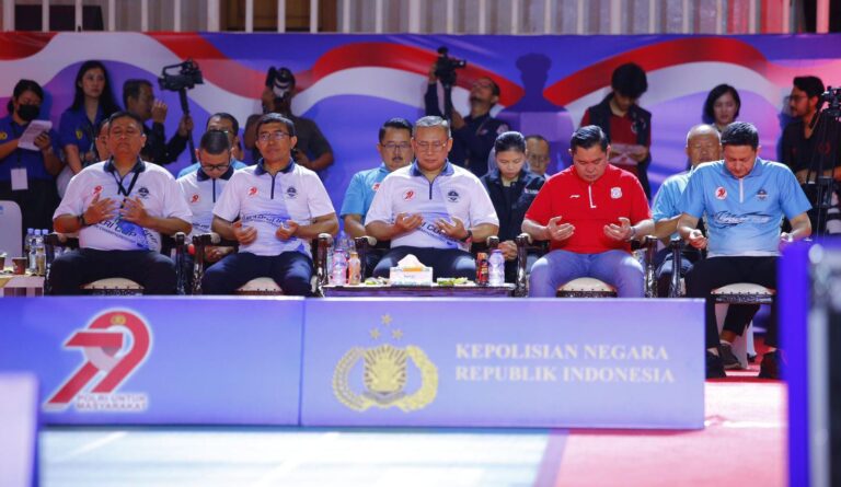 Piala Kapolri 2025 Resmi Dibuka, Kapolri Tegaskan Komitmen Polri Dukung Prestasi dan Pembinaan Bulutangkis Nasional