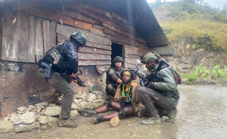 Satgas Ops Damai Cartenz Berhasil Tangkap KKB Male Telenggen di Puncak Jaya