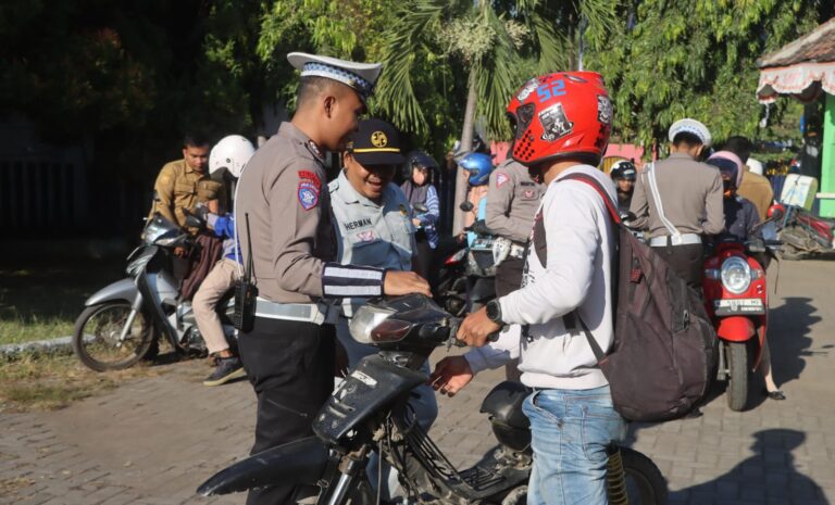 Polres Probolinggo Gunakan ETLE Statis dan Mobile Untuk Penindakan Pelanggar Lalin di Operasi Patuh 2025