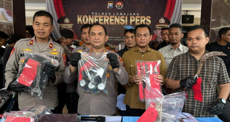 Polres Lumajang Amankan Dua Tersangka Pencurian 91 Unit Meteran Air Milik Perumdam Tirta Mahameru