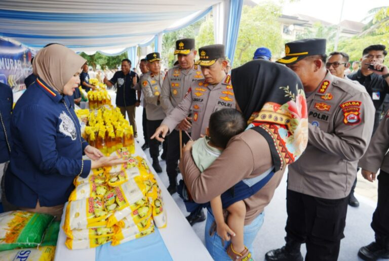 Kapolri Tinjau GPM Polda Banten, Telah Distribusikan 27 Ton Beras SPHP ke Masyarakat