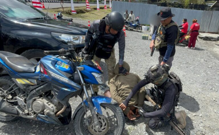 Satgas Ops Damai Cartenz Tangkap Anggota KKB Konara Enumbi di Puncak Jaya yang Terlibat Penembakan Personil Polri