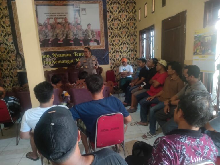 Polisi Tenangkan Warga Kepohagung, Kantor Desa di Tuban Tak Jadi Disegel