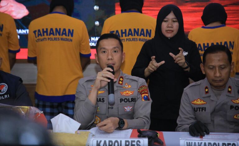 Polres Madiun Berhasil Bongkar Jaringan Narkoba, 4 Tersangka dan 1,1 Kg Sabu Disita