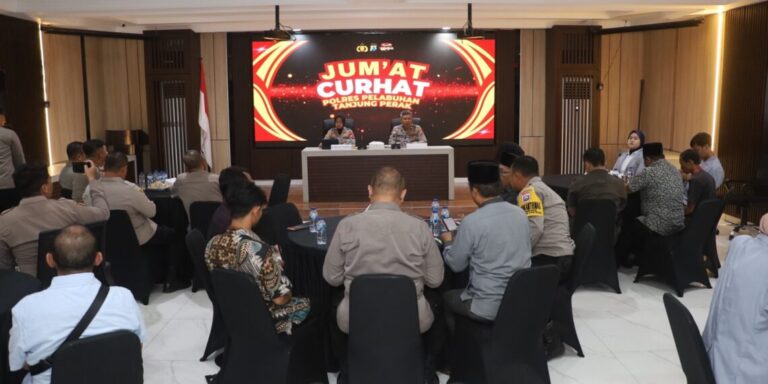 Jalin Sinergi di Jumat Curhat Polres Pelabuhan Tanjungperak Ajak Toga Tomas Jaga Kamtibmas