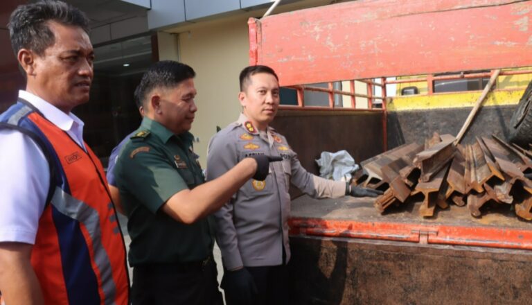 Polres Bojonegoro Amankan Komplotan Pencuri Rel Kereta Api, PT KAI Beri Apresiasi
