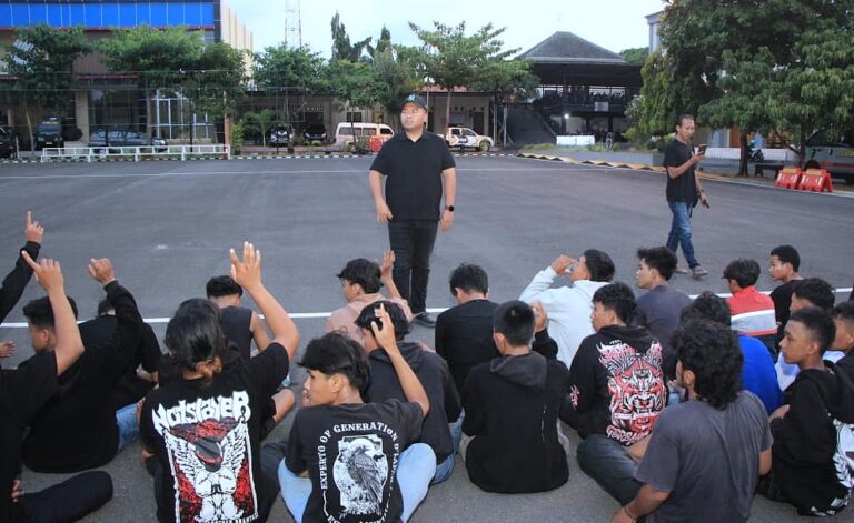 Polres Tuban Amankan dan Beri Pembinaan 39 Oknum Pesilat Konvoi di Jalan Raya