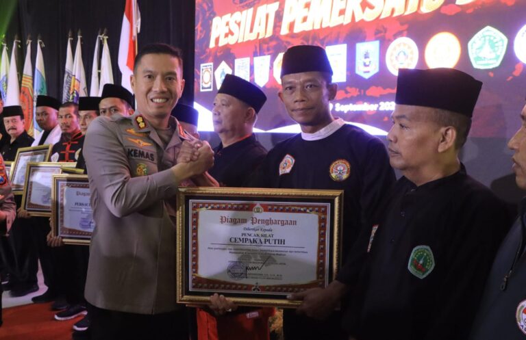 Kapolres Madiun Apresiasi Pesilat Gelar Deklarasi Pemersatu Bangsa