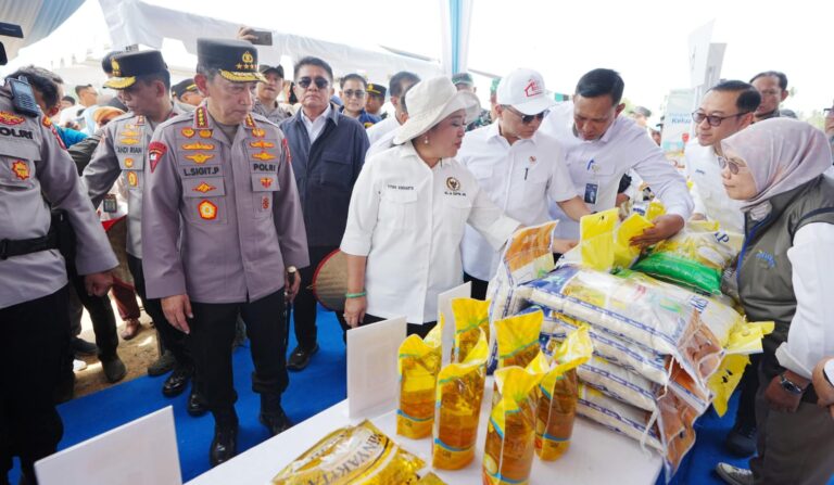 Gerakan Pangan Murah Polri Salurkan 1.386 Ton Beras SPHP di Tengah Panen Raya Kuartal III