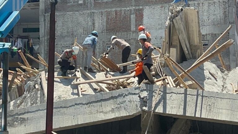 Polresta Sidoarjo Terjunkan 208 Personel Amankan Proses Evakuasi di Ponpes Al Khoziny