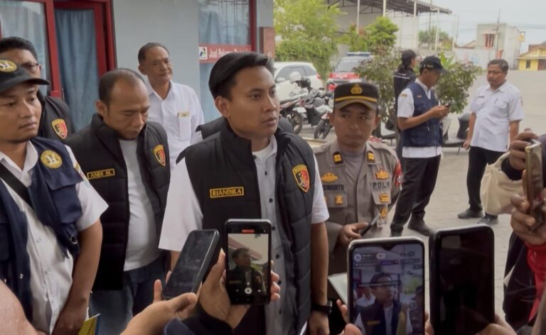 Polres Tuban Bersama Diskopumdag Cek SPBU Respon Keluhan Masyarakat terkait BBM