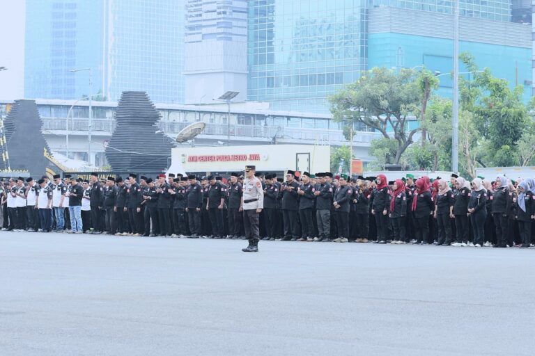 Apel Siaga Kamtibmas Harmoni Organisasi Kemasyarakatan Jaga Jakarta, Kapolda: Sinergi Kunci Keamanan Ibu Kota