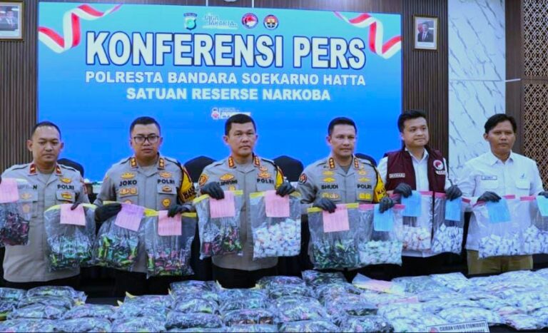 Polres Bandara Soetta Amankan 4 Tersangka Kasus Peredaran 8.500 Vape Okerbaya Senilai 42,5 M