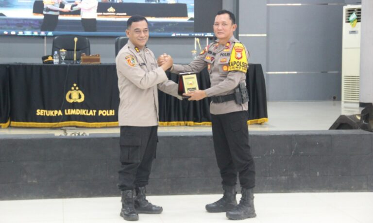 Viral Dicintai Warga, Ini 3 Hal yang Dilakukan Iptu Rudi Selama Jabat Kapolsek Ujung Loe