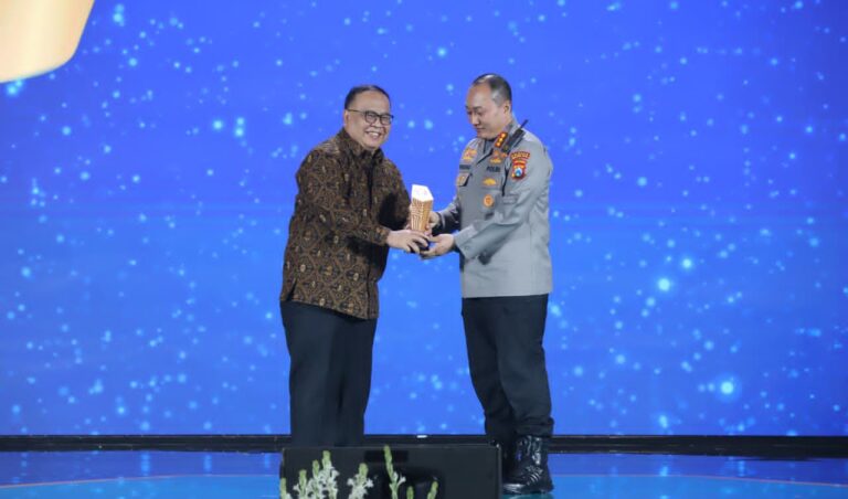 Komitmen Lindungi Anak, Kapolresta Malang Kota Kembali Diganjar detikJatim Awards