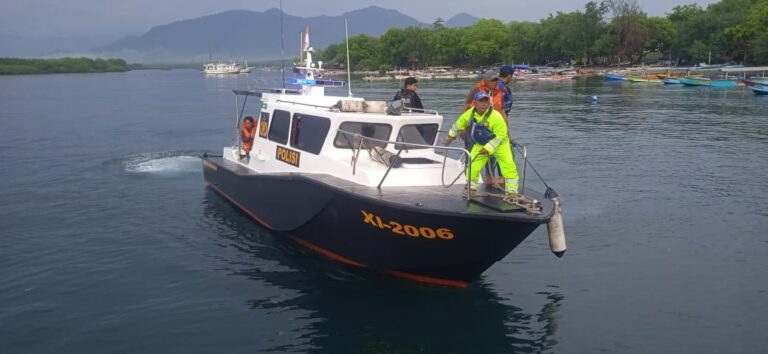 Gerak Cepat Polisi dan Basarnas, Evakuasi Penumpang KMP Cemerlang di Perairan Gilimanuk