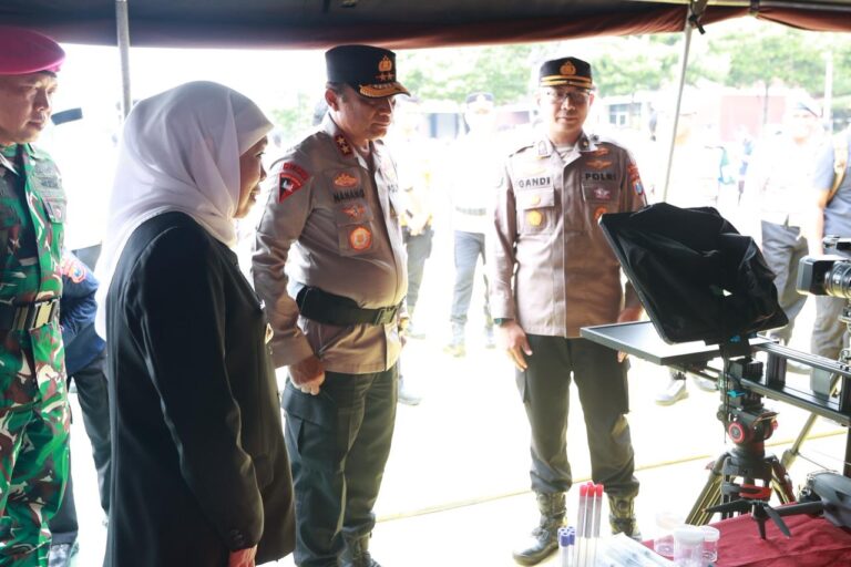 Kapoda Jatim Bersama Gubernur Tinjau Kesiapan Alat Mitigasi Bencana Hadapi Cuaca Ekstrem