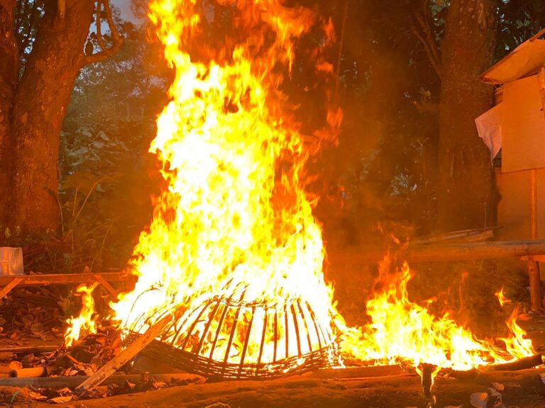 Pertahankan Stabilitas Keamanan, Polresta Malang Kota Bongkar Total dan Bakar Arena Judi Sabung Ayam