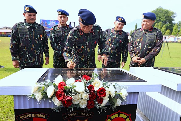 HUT ke-80 Korps Brimob Polri Kapolda Jatim Tegaskan Profesionalisme dan Humanisme
