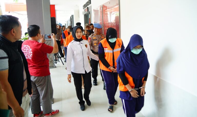 Polres Ponorogo Amankan Pasutri Diduga Jual Senpi Rakitan