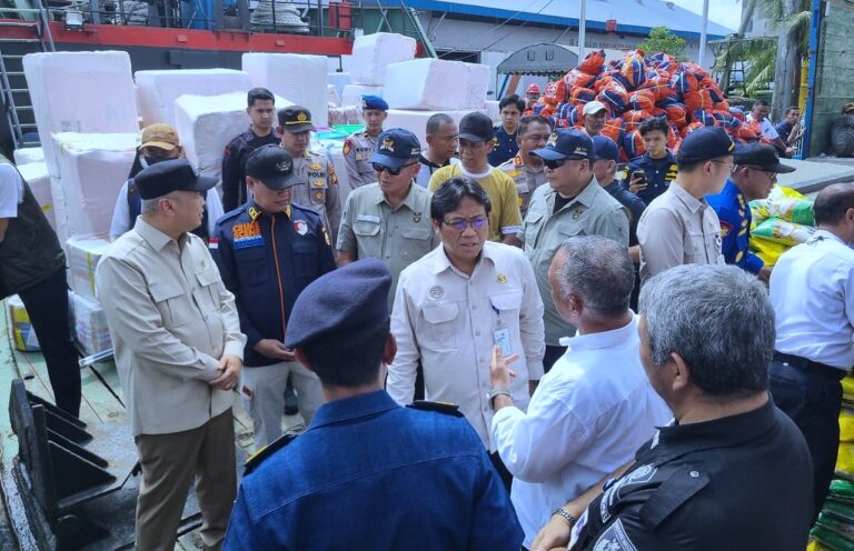 Batalyon Dhira Brata Akpol 1990 Salurkan Bantuan Besar untuk Korban Banjir Bandang dan Longsor di Aceh Tamiang